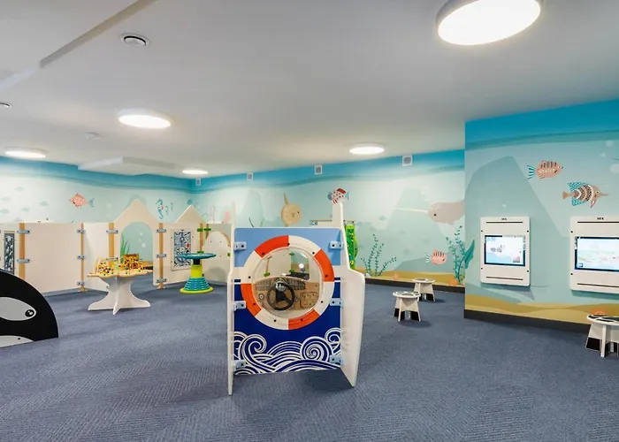 Luxurious Nadmorskie Tarasy By Renters Prestige Апартаменти